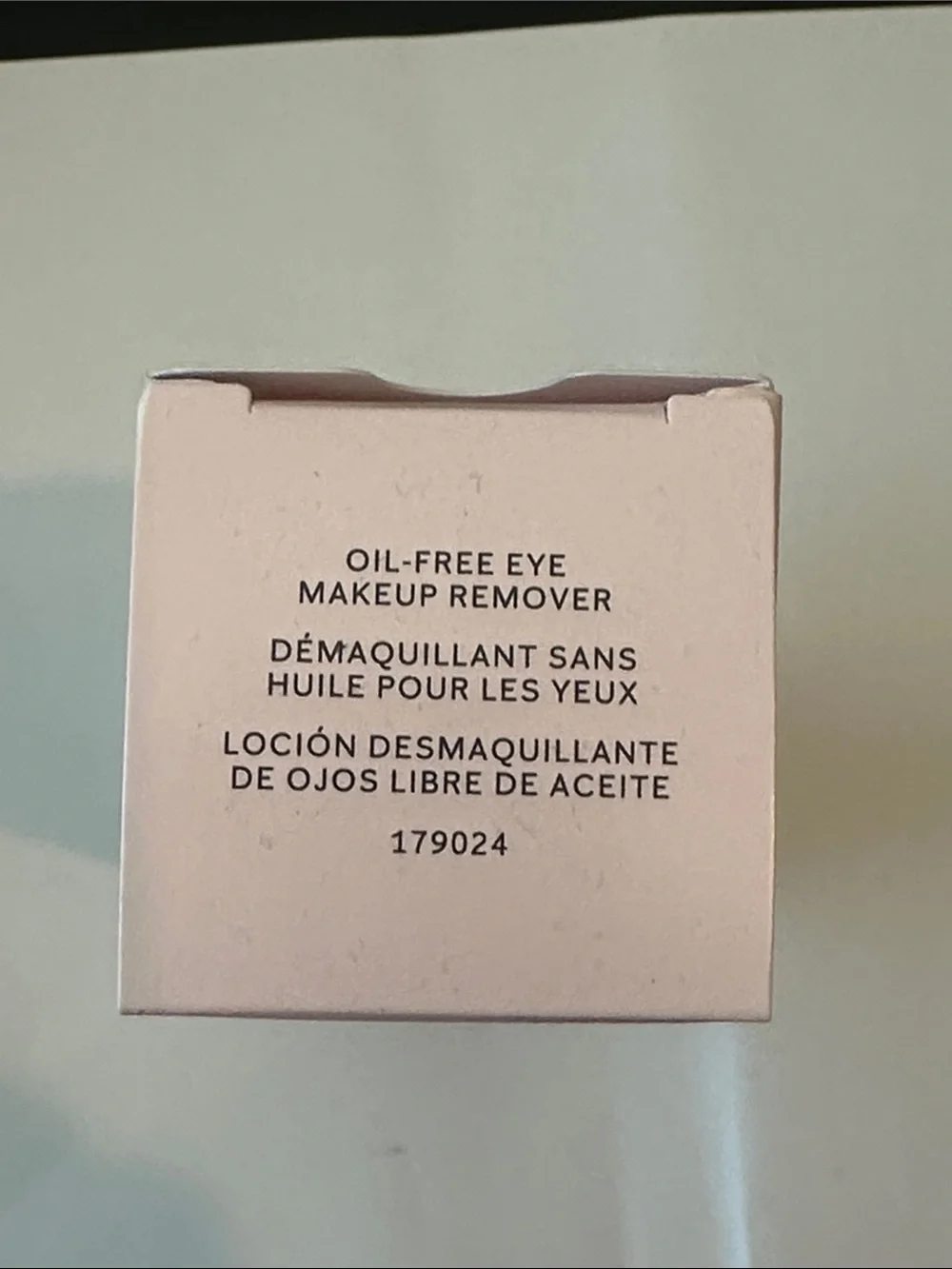 NIB Mary Kay Oil-Free Eye Makeup Remover